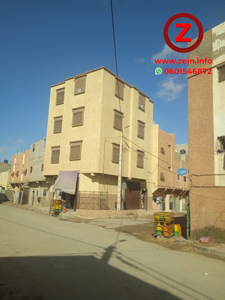 عمارة للبيع، اواجهتين ،لأرض محفظة